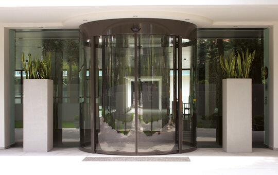 record CURVED 180 / 360 – Radial Sliding Door