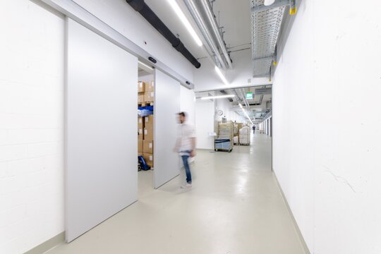Ein modernes Regionalspital komplett mit record automatisiert.
