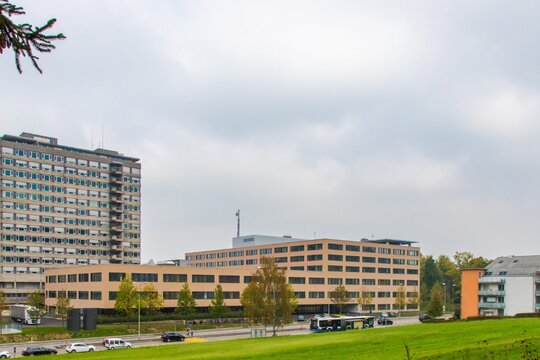 Ein modernes Regionalspital komplett mit record automatisiert.