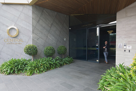 2 Yarra Street, South Yarra