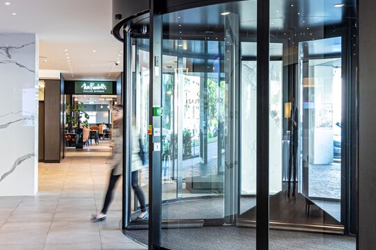 Crowne Plaza - das grösste Businesshotel in Zürich