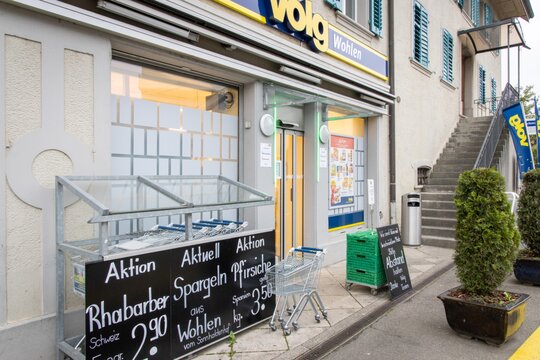 record FlowControl - Personenflusssteuerung im Volg Wohlen