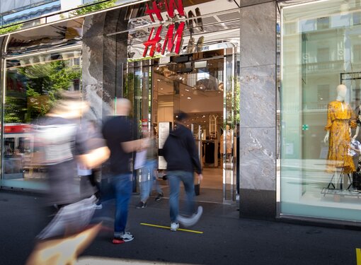 record FlowControl - Personenflusssteuerung im H&M Zürich Bahnhofstrasse